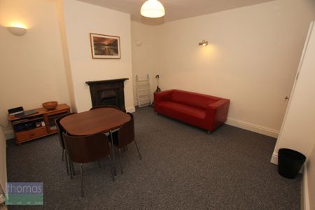 1 Bedroom ROOM, Chester - Photo 2