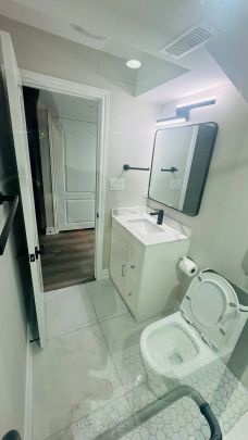 Detached Home For Lease | W9229421 - Photo 1