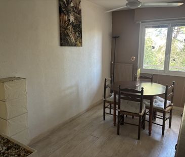 Location Appartement 4 pièces 74m² MONTPELLIER 34000 - Photo 2