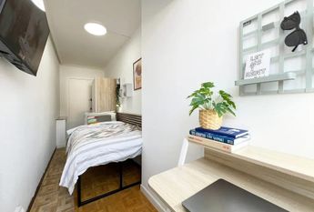 Calle Pedro Heredia, Madrid, Community of Madrid 28028