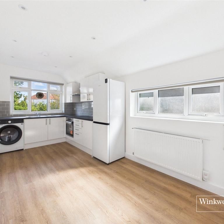 2 bedroom maisonette to rent - Photo 1