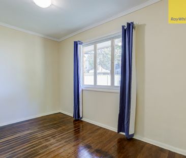 21 Stubbs Road, Woodridge QLD 4114 - House For Rent - $580 | Domain - Photo 4