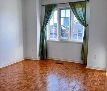 For Lease - 21 Baltic Street, Richmond Hill, Ontario - Photo 6