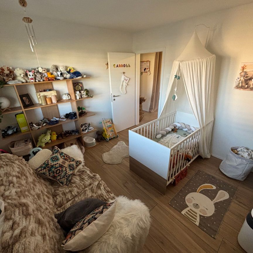 Nice 3.5 room bright and modern, quiet, close to shops - Foto 1