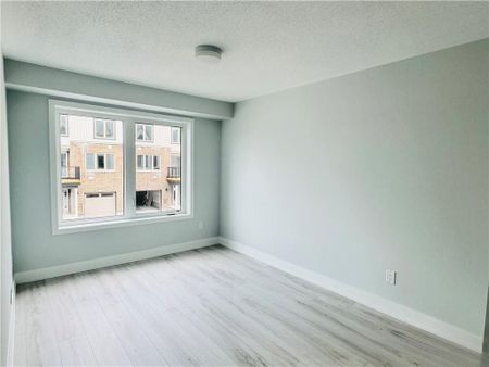 For Lease - 543 Woven Private, Stittsville - Munster - Richmond, Ontario - Photo 2