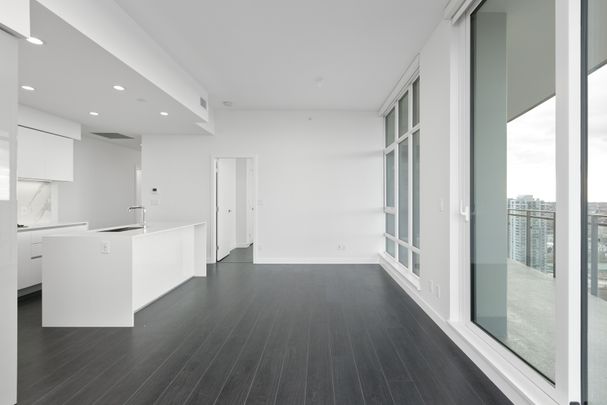 2085 Skyline Crt (34th floor), Burnaby - Photo 1