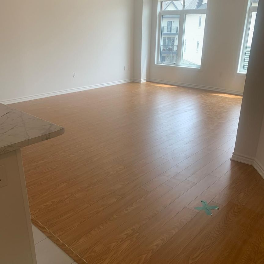 For Lease - 439 Dougall Avenue Unit# # 302, Caledon, Ontario - Photo 1