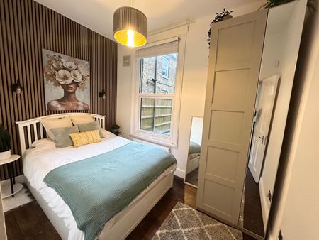 2 Bed Flat, Brixton, SW2 - Photo 5