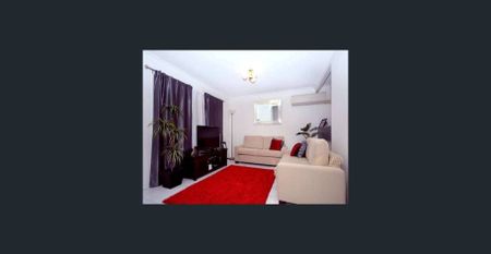 Spacious & Modern Townhouse Opposite Glennie School - Photo 2