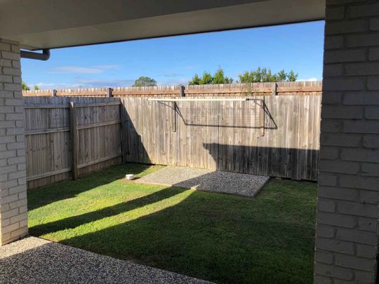 CABOOLTURE - CONVENIENT & TIDY - Photo 1