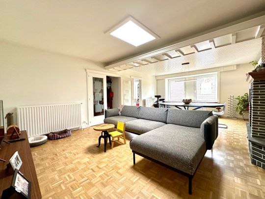 Lichtrijk appartement vlakbij de Coupure - Photo 1