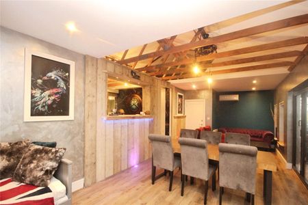 Gibsons Hill, London, SW16 3JS - Photo 3