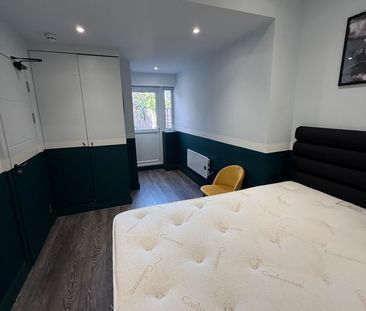 Room in a Shared House, St Ann's Road, N15 - Photo 3