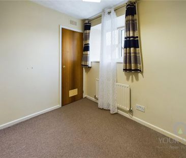 2 bedroom semi-detached house to rent - Photo 3