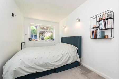 Marlborough Drive, Weybridge, KT13 - Photo 5