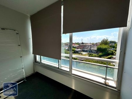 Location Appartement 1 pièce 30m² BOURG EN BRESSE 01000 - Photo 5