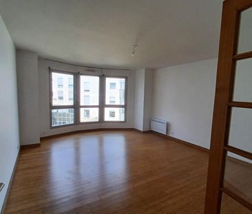 location Appartement T3 DE 76.6m² À LE KREMLIN BICETRE - Photo 1
