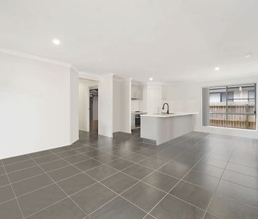 15 Petrie Street, Caboolture South QLD 4510 - House For Rent | Domain - Photo 5