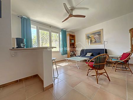 Location Appartement 2 pièces 50m² - Photo 3