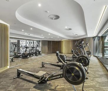 Fully Furnished Apartment in the Heart of the City - Photo 3