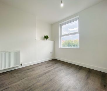 Colchester Avenue Flat 4, Penylan - Photo 2