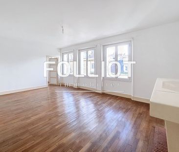 A LOUER - CENTRE VILLE - BEAU T3 DE 86.10 m2 TRES LUMINEUX SITUÉ AU... - Photo 6