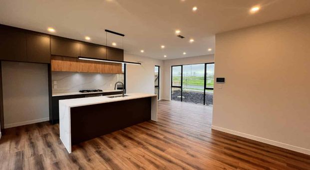 10 Kobe Street, Karaka - Photo 1