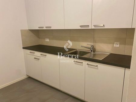 45m2 studio available immediately! - Photo 3