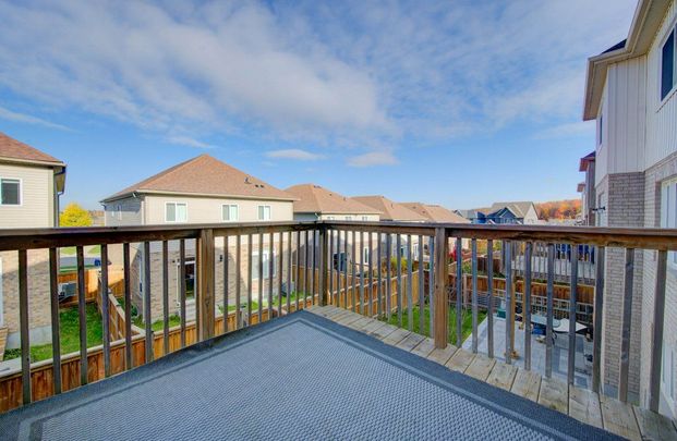 For Lease - 361 Beechdrops Drive, Waterloo, Ontario - Photo 1