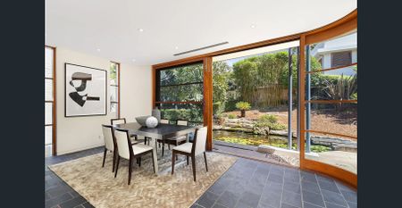 Art Deco Masterpiece, Idyllic Waterfront Reserve, Seclusion & Harmony - Photo 3