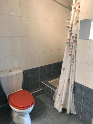 Location Appartement 2 pièces 50m² PERPIGNAN 66000 - Photo 3