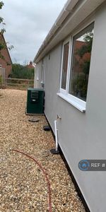 3 bedroom bungalow to rent - Photo 4