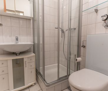 Gemütliches ca. 36m² großes Appartement mit Aufzug, Loggia und Einb... - Photo 4