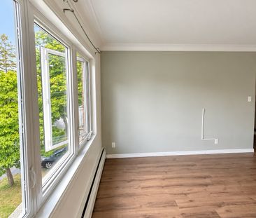 VISITE LIBRE, 11425 Av. Hénault, Montréal (Montréal-Nord), QC H1G - Photo 1