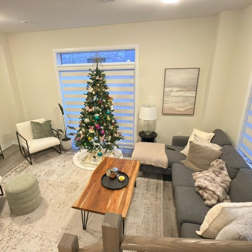 For Lease - 185 Bedrock Drive Unit# 71, Hamilton, Ontario - Photo 1