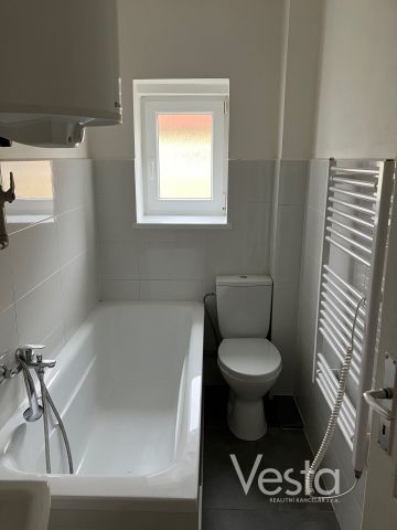 Pronájem bytu 2+1 48 m², V Hliništi , Děčín - Photo 3