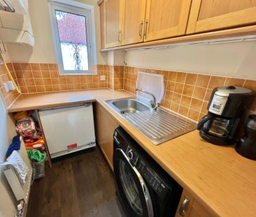 Cotford St Luke, Taunton, Somerset - Photo 5