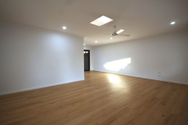 Spacious Family Duplex in a Convenient Ashmore Location - Photo 1