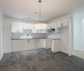 Appartement · 93 m² · Mont-Saint-Hilaire - Photo 4