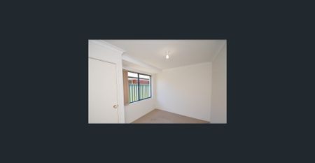 SPACIOUS 4X2 FAMILY HOME - Photo 4