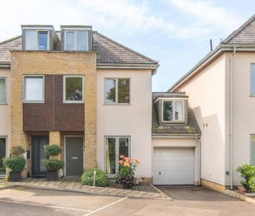 5 bedroom detached house to rent - Photo 1