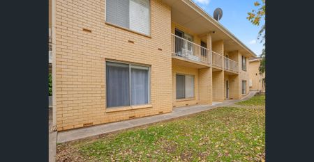 Spacious Unit in a Premier Position - Photo 5