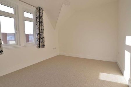 Lymington Road, Highcliffe, Dorset, BH23 - Photo 3