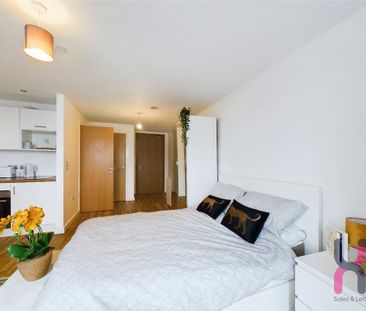 1 bedroom property to rent - Photo 2