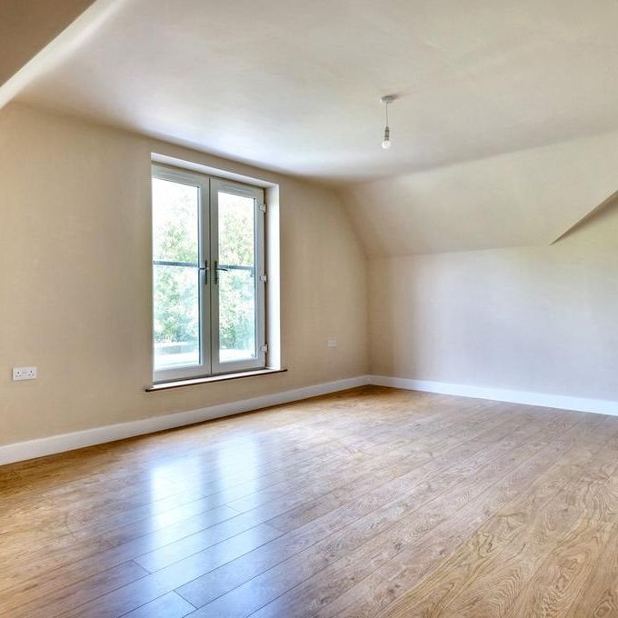 4 bedroom detached house to rent - Photo 1