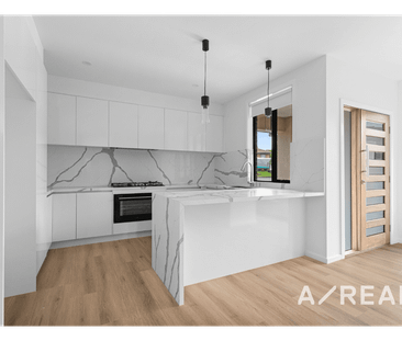 Spacious Living in a Quiet Court Setting - Photo 4