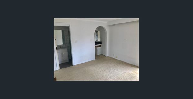 FANTASTIC PROPERTY - Photo 1