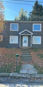 4 1/2 Rivière-Rouge, près de tout les services - Photo 4