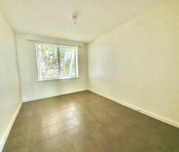 5/2A Robe Street, St Kilda, Vic 3182 - Photo 3