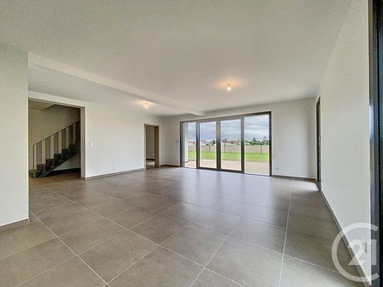 Location Maison 5 pièces 150m² ARGENTOLLES 10150 - Photo 1